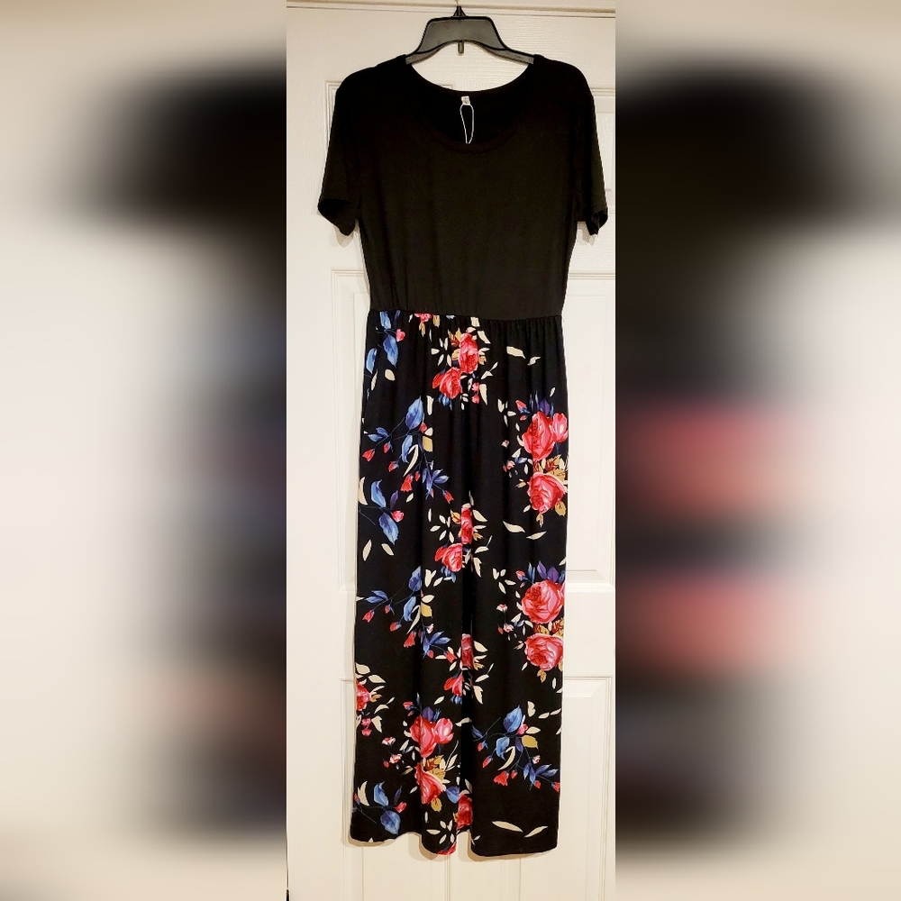 LONG MAXI DRESS WITH PICKETS